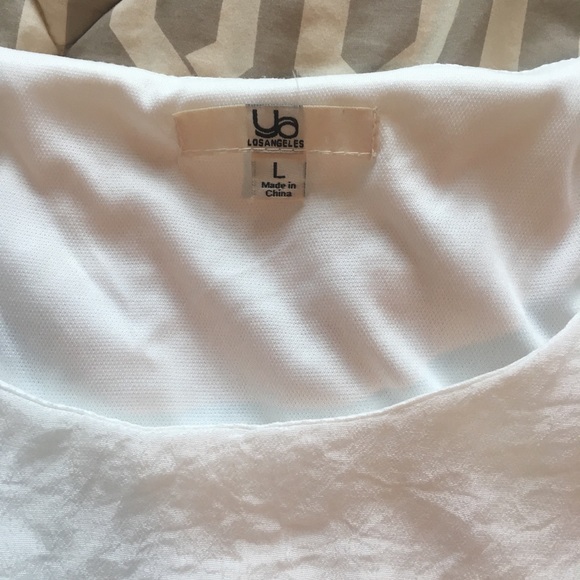 ⭐️SALE White Dress with Elastic Waist and Flow Fit - Picture 4 of 8